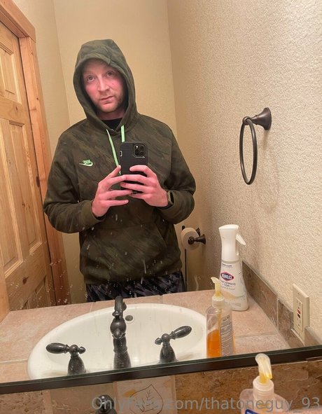 Nacktes geleaktes OnlyFans-Foto von Thatoneguy93