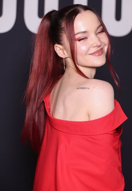 Dove Cameron