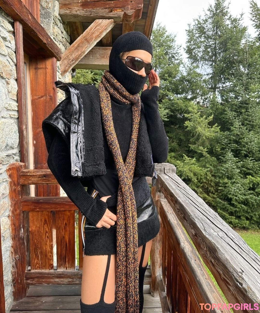 Nacktes geleaktes OnlyFans-Foto von Rita Ora #1076