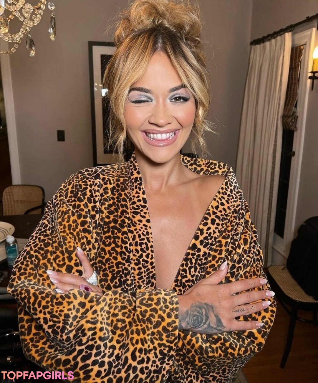 Nacktes geleaktes OnlyFans-Foto von Rita Ora #1182