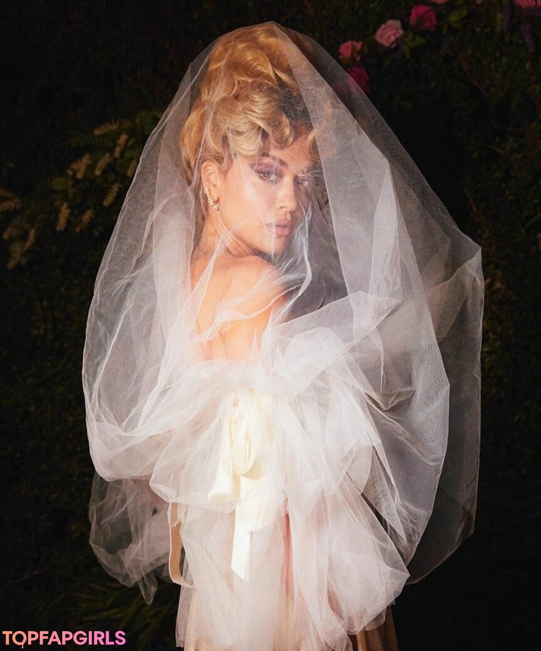 Nacktes geleaktes OnlyFans-Foto von Rita Ora #1205