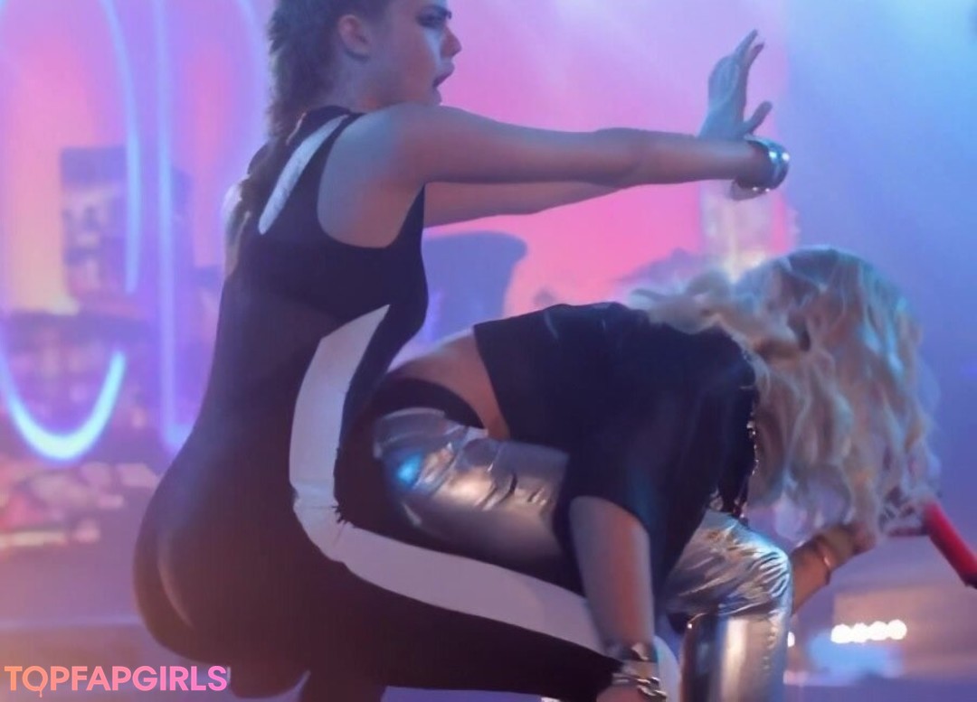 Nacktes geleaktes OnlyFans-Foto von Rita Ora #1432