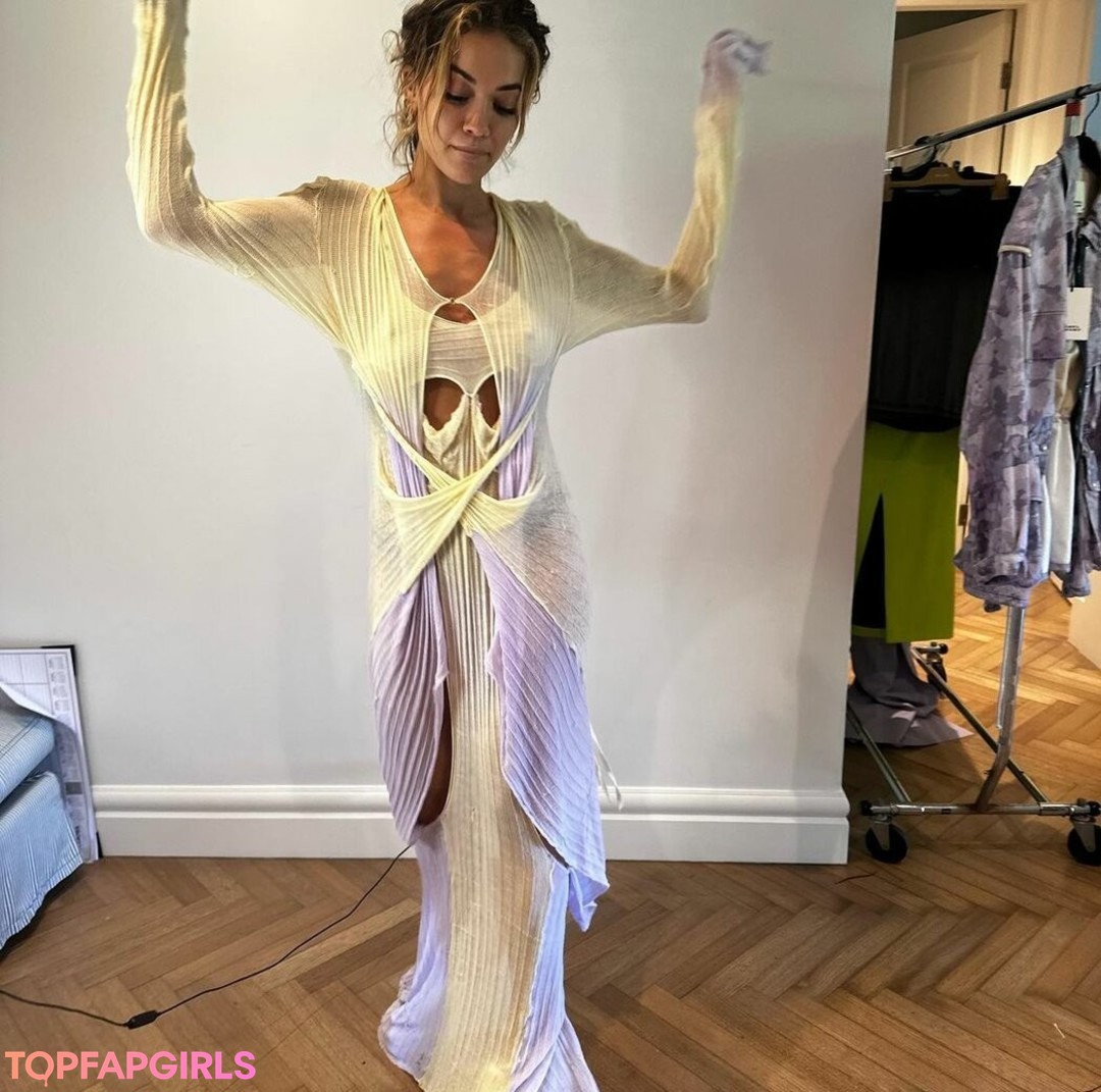 Nacktes geleaktes OnlyFans-Foto von Rita Ora #1448
