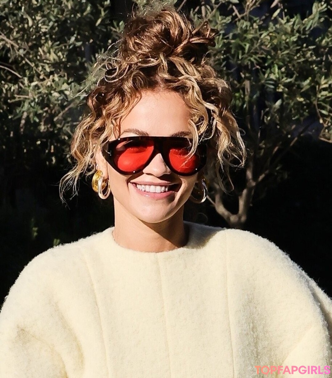 Nacktes geleaktes OnlyFans-Foto von Rita Ora #1515
