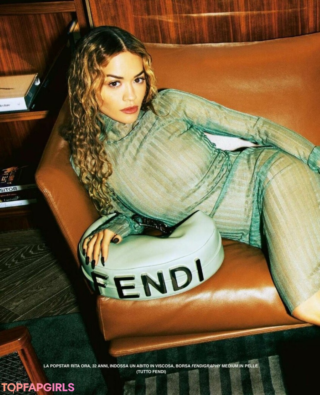 Nacktes geleaktes OnlyFans-Foto von Rita Ora #1575