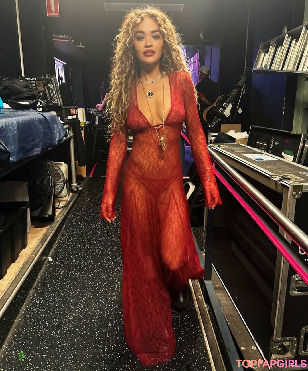 Nacktes geleaktes OnlyFans-Foto von Rita Ora #1694