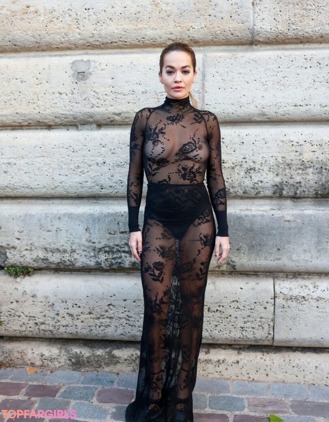 Nacktes geleaktes OnlyFans-Foto von Rita Ora #1705