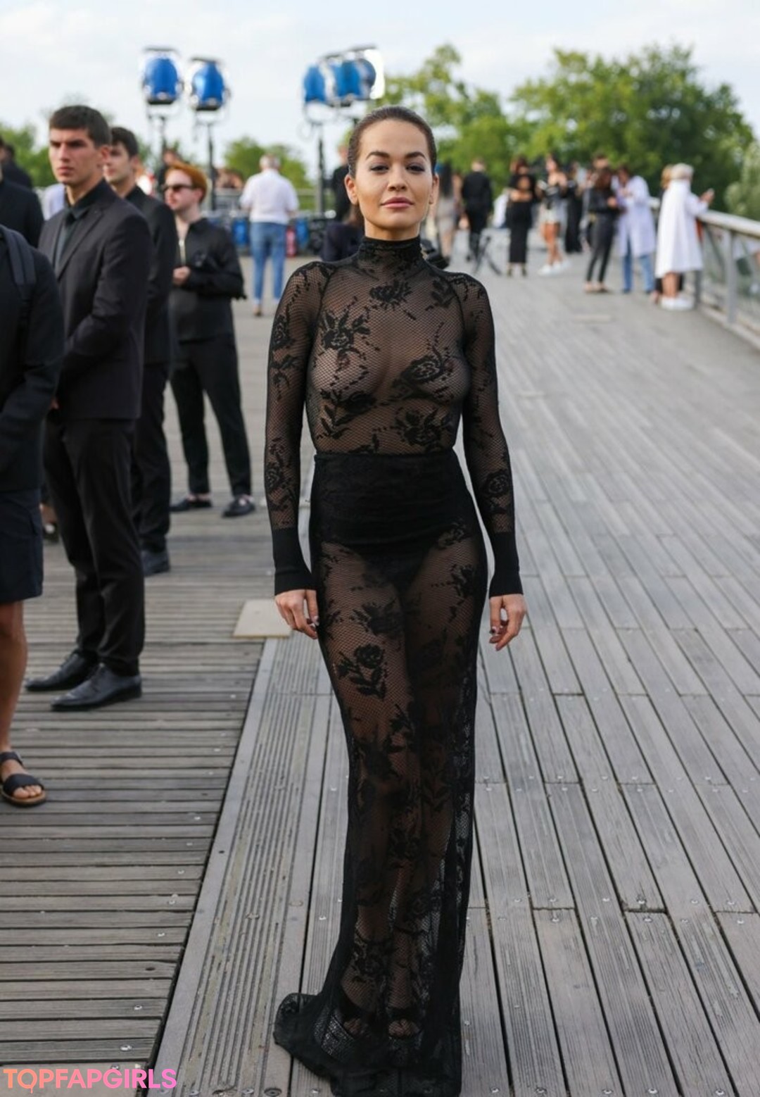 Nacktes geleaktes OnlyFans-Foto von Rita Ora #1714