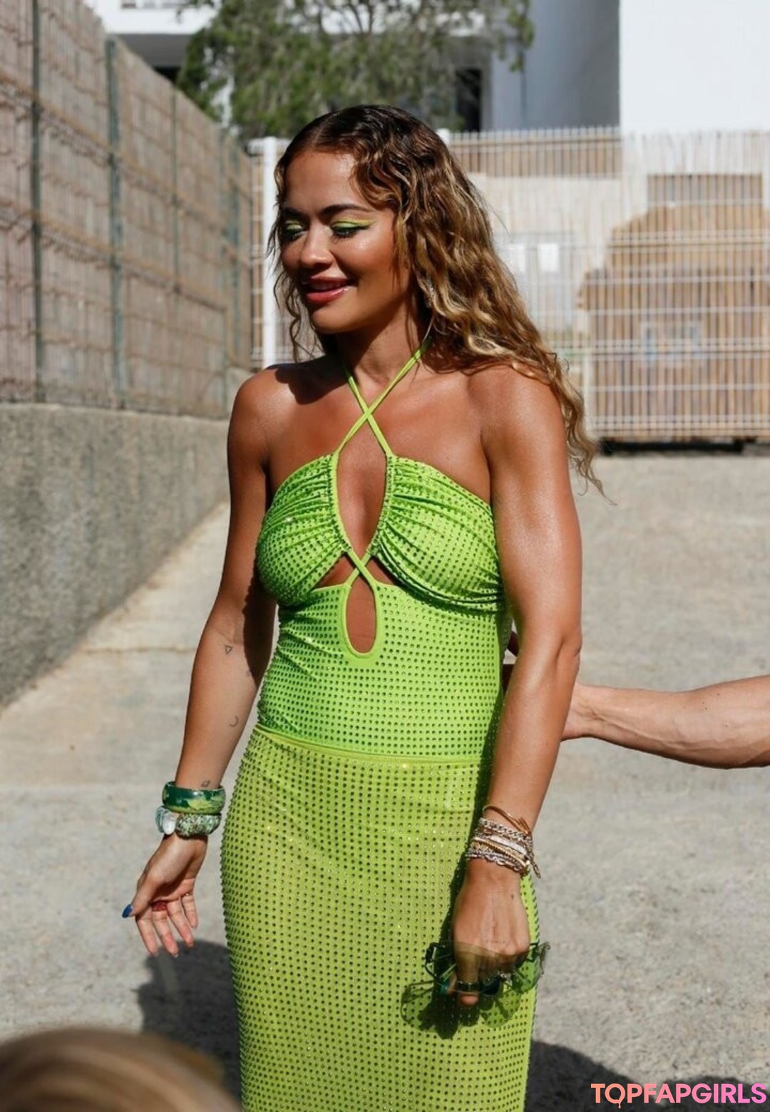 Nacktes geleaktes OnlyFans-Foto von Rita Ora #1895