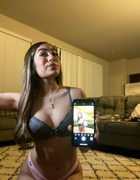 Nacktes geleaktes OnlyFans-Foto von Liltxbae