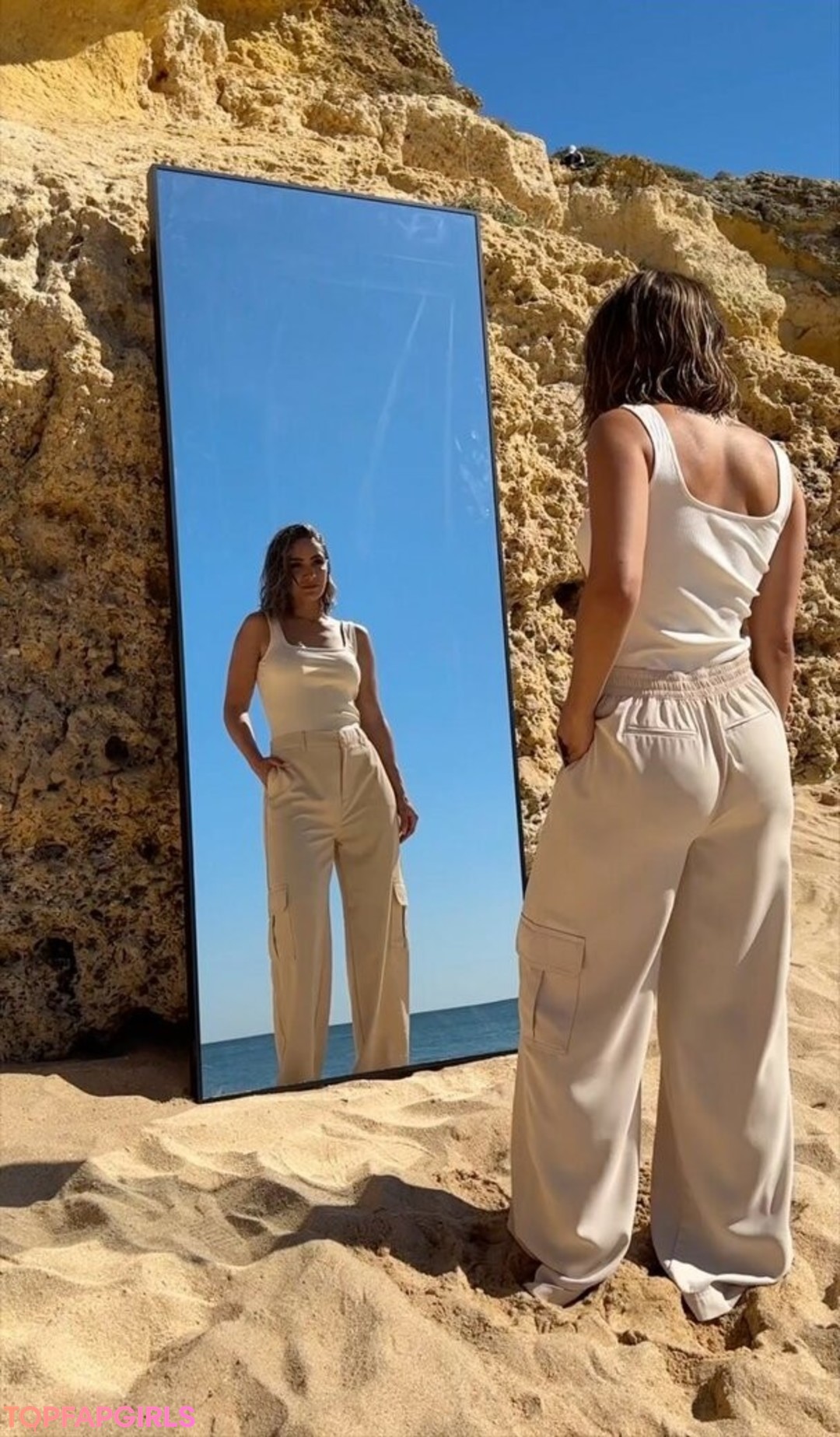 Nacktes geleaktes OnlyFans-Foto von Frankie Bridge #1107