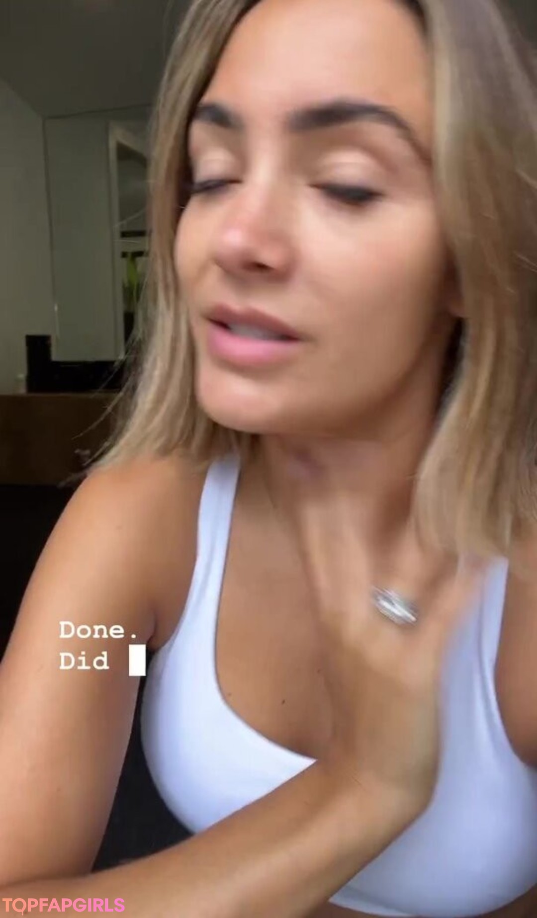 Nacktes geleaktes OnlyFans-Foto von Frankie Bridge #1127