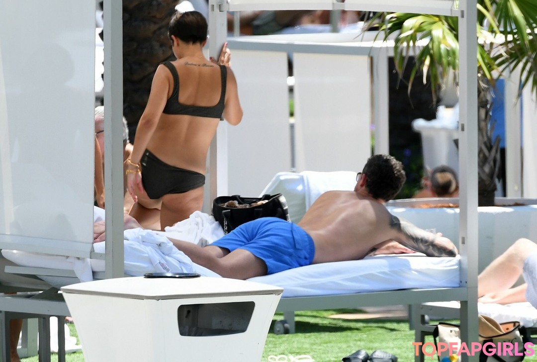 Nacktes geleaktes OnlyFans-Foto von Frankie Bridge #1347