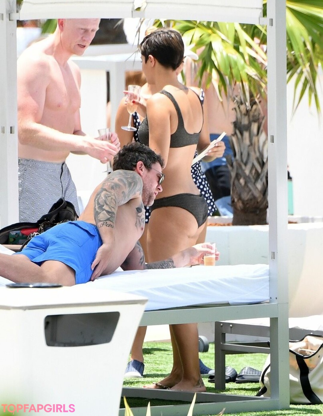 Nacktes geleaktes OnlyFans-Foto von Frankie Bridge #1353