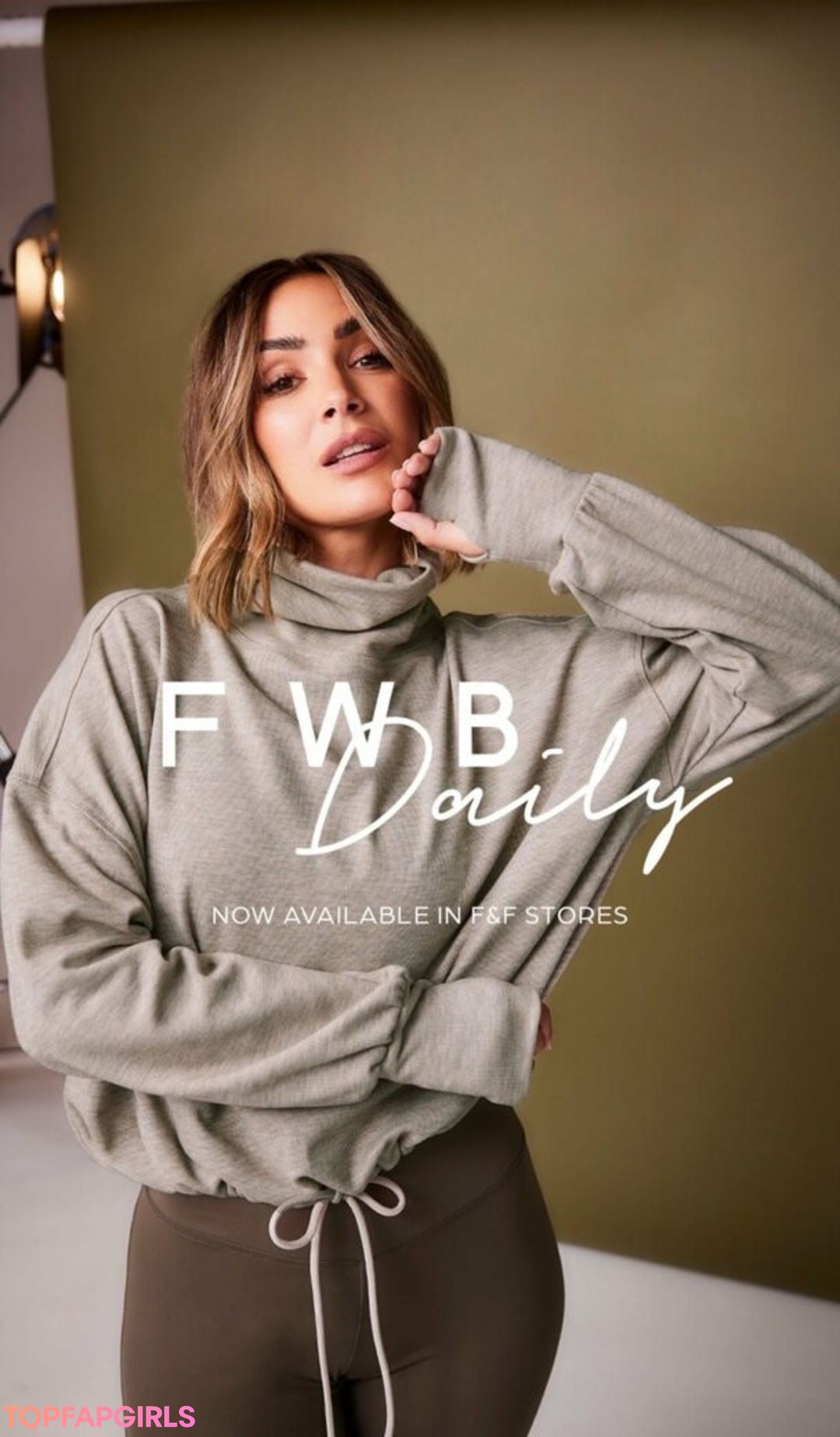 Nacktes geleaktes OnlyFans-Foto von Frankie Bridge #1540