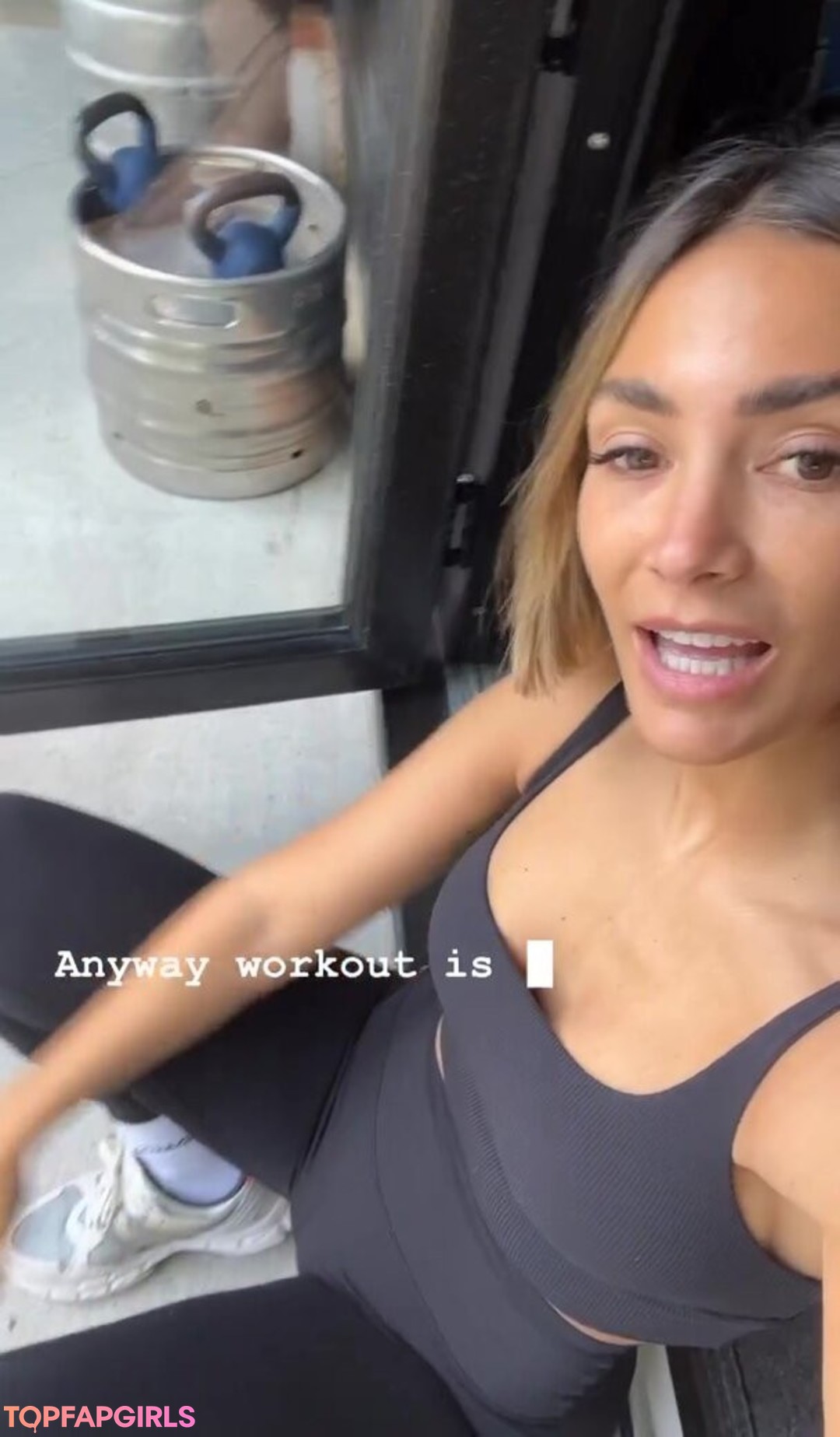 Nacktes geleaktes OnlyFans-Foto von Frankie Bridge #1549
