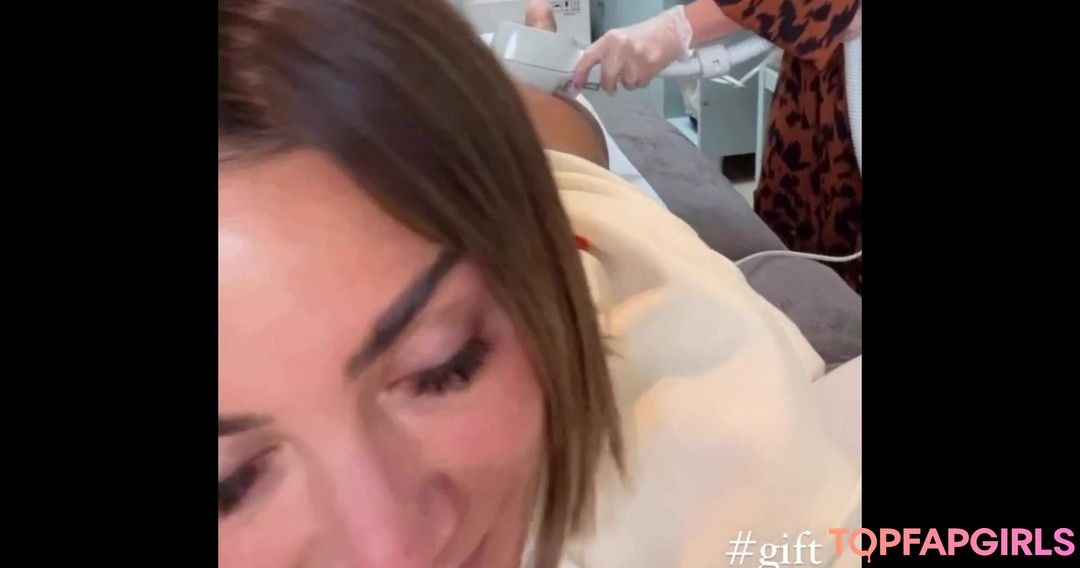 Nacktes geleaktes OnlyFans-Foto von Frankie Bridge #1555
