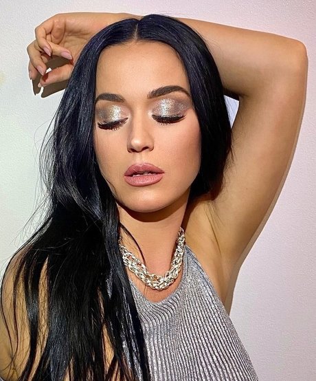 Nacktes geleaktes OnlyFans-Foto von Katy Perry