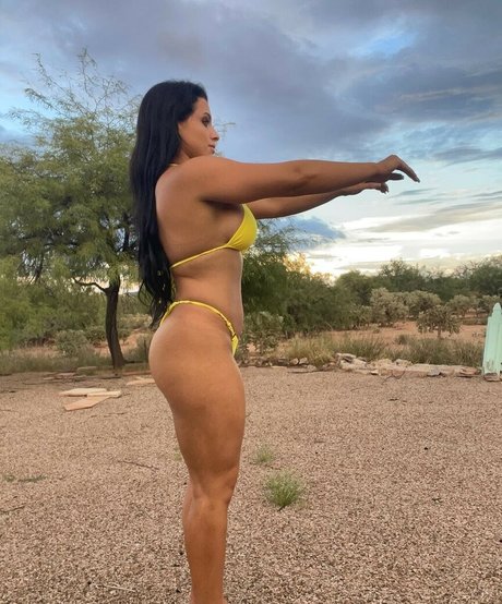 Themusclehustler