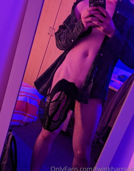 Nacktes geleaktes OnlyFans-Foto von Twinkharryxx