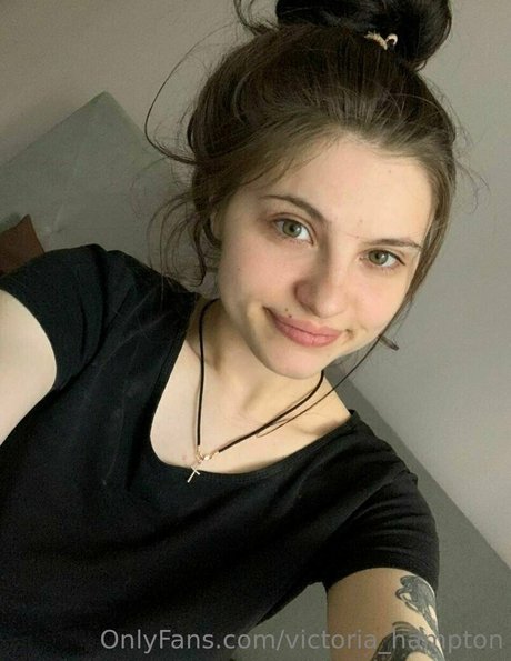Nacktes geleaktes OnlyFans-Foto von Victoriahampton
