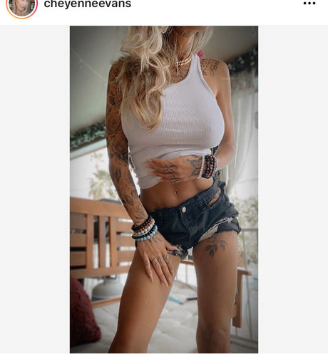 Nacktes geleaktes OnlyFans-Foto von Cheyenne Evans
