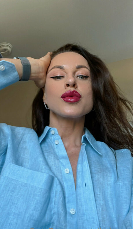 Nacktes geleaktes OnlyFans-Foto von Nikolegy