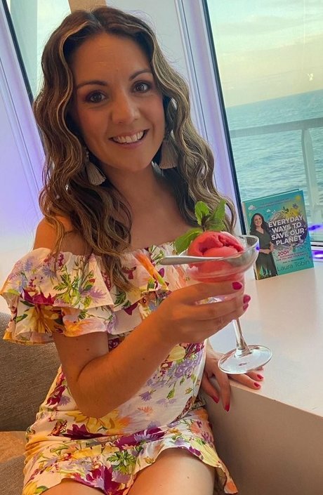 Laura Tobin