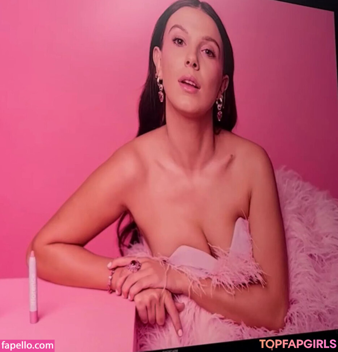 Nacktes geleaktes OnlyFans-Foto von Millie Bobby Brown #1128