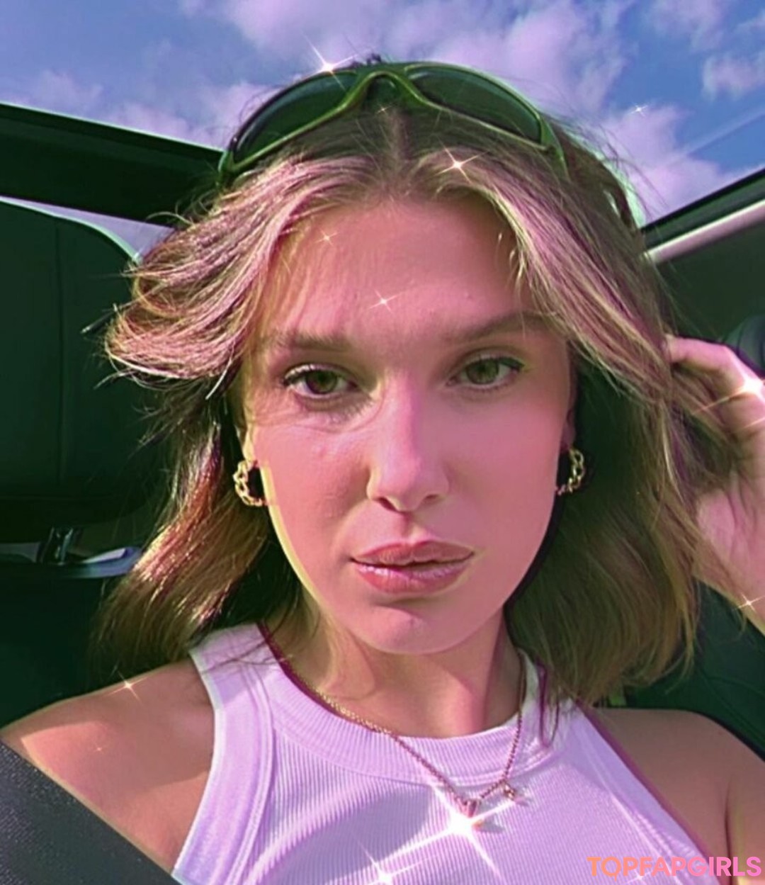 Nacktes geleaktes OnlyFans-Foto von Millie Bobby Brown #1217