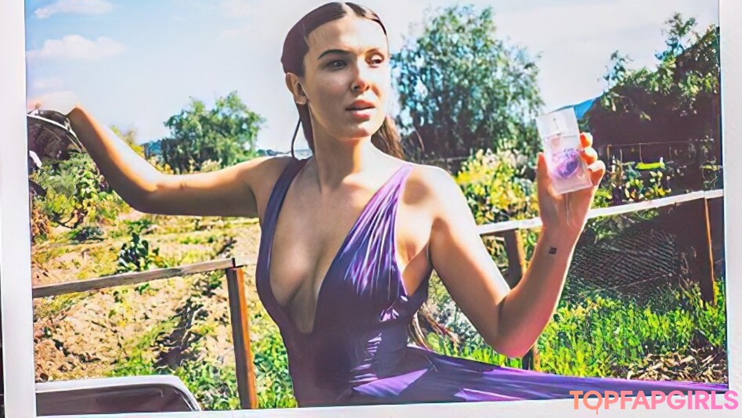 Nacktes geleaktes OnlyFans-Foto von Millie Bobby Brown #1325
