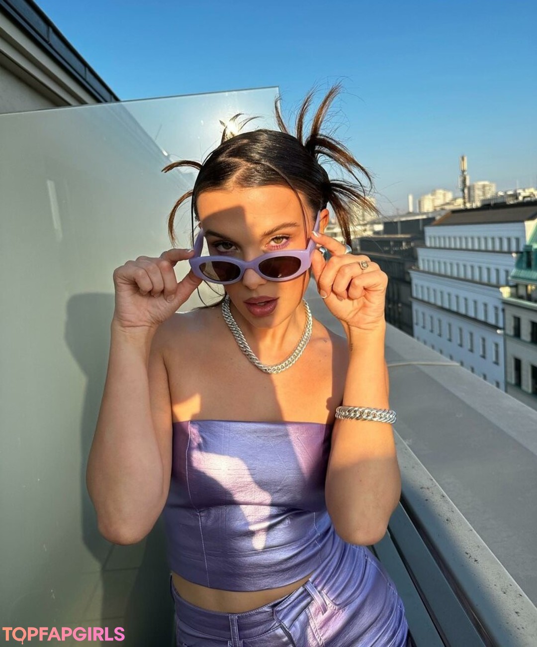 Nacktes geleaktes OnlyFans-Foto von Millie Bobby Brown #1372