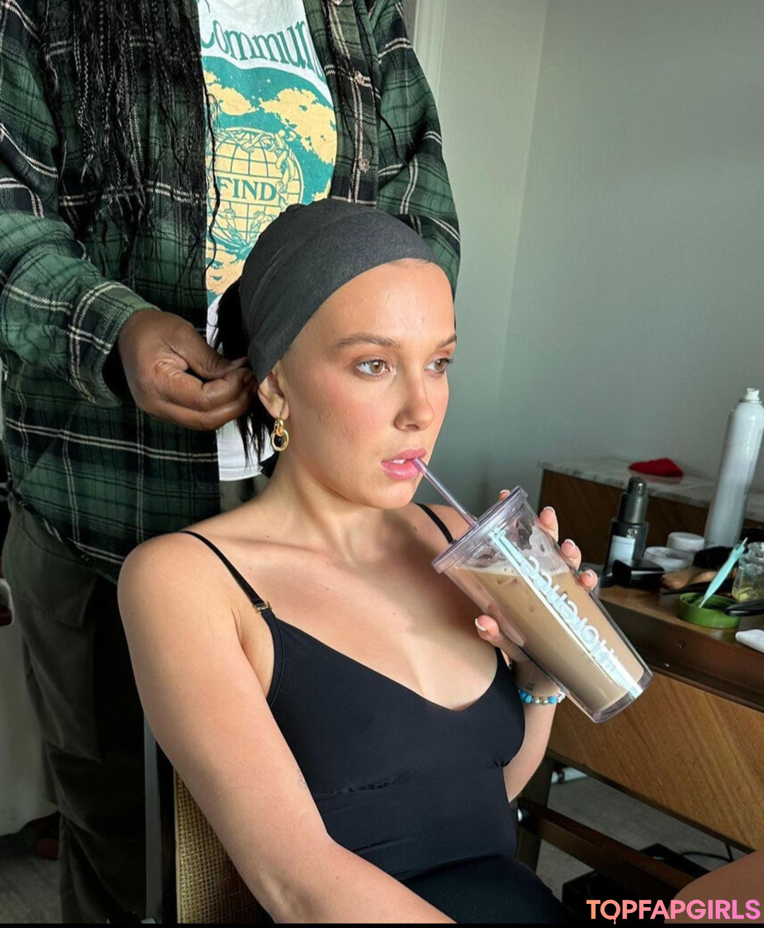 Nacktes geleaktes OnlyFans-Foto von Millie Bobby Brown #1479