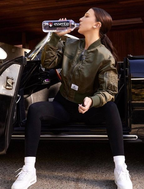 Nacktes geleaktes OnlyFans-Foto von Millie Bobby Brown