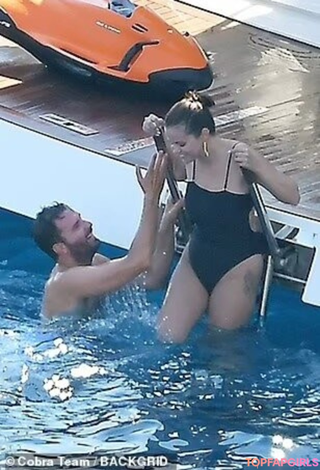 Nacktes geleaktes OnlyFans-Foto von Selena Gomez #1182