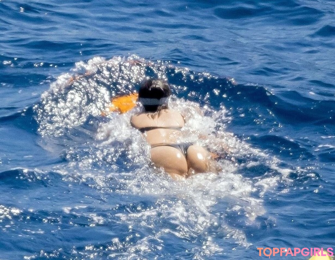 Nacktes geleaktes OnlyFans-Foto von Selena Gomez #1203