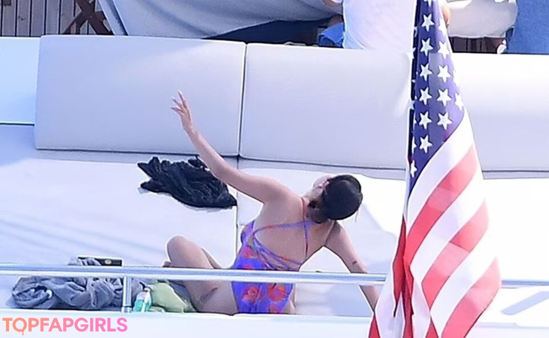 Nacktes geleaktes OnlyFans-Foto von Selena Gomez #1232