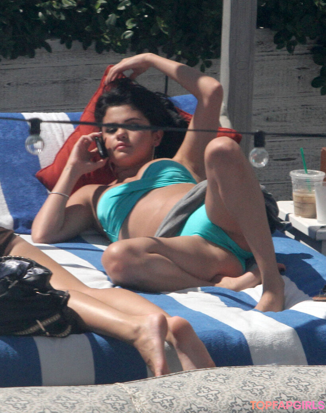 Nacktes geleaktes OnlyFans-Foto von Selena Gomez #1296