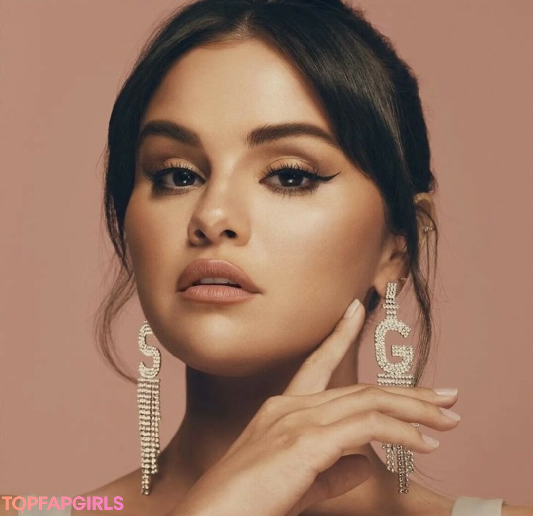 Nacktes geleaktes OnlyFans-Foto von Selena Gomez #1567