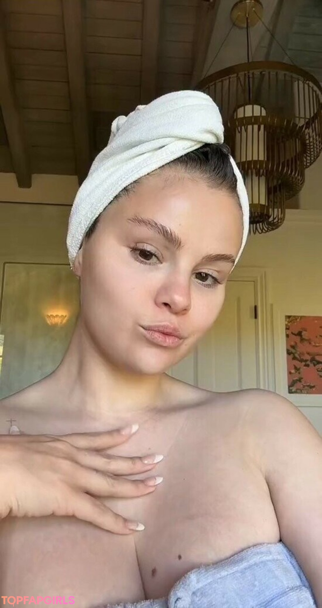 Nacktes geleaktes OnlyFans-Foto von Selena Gomez #1612