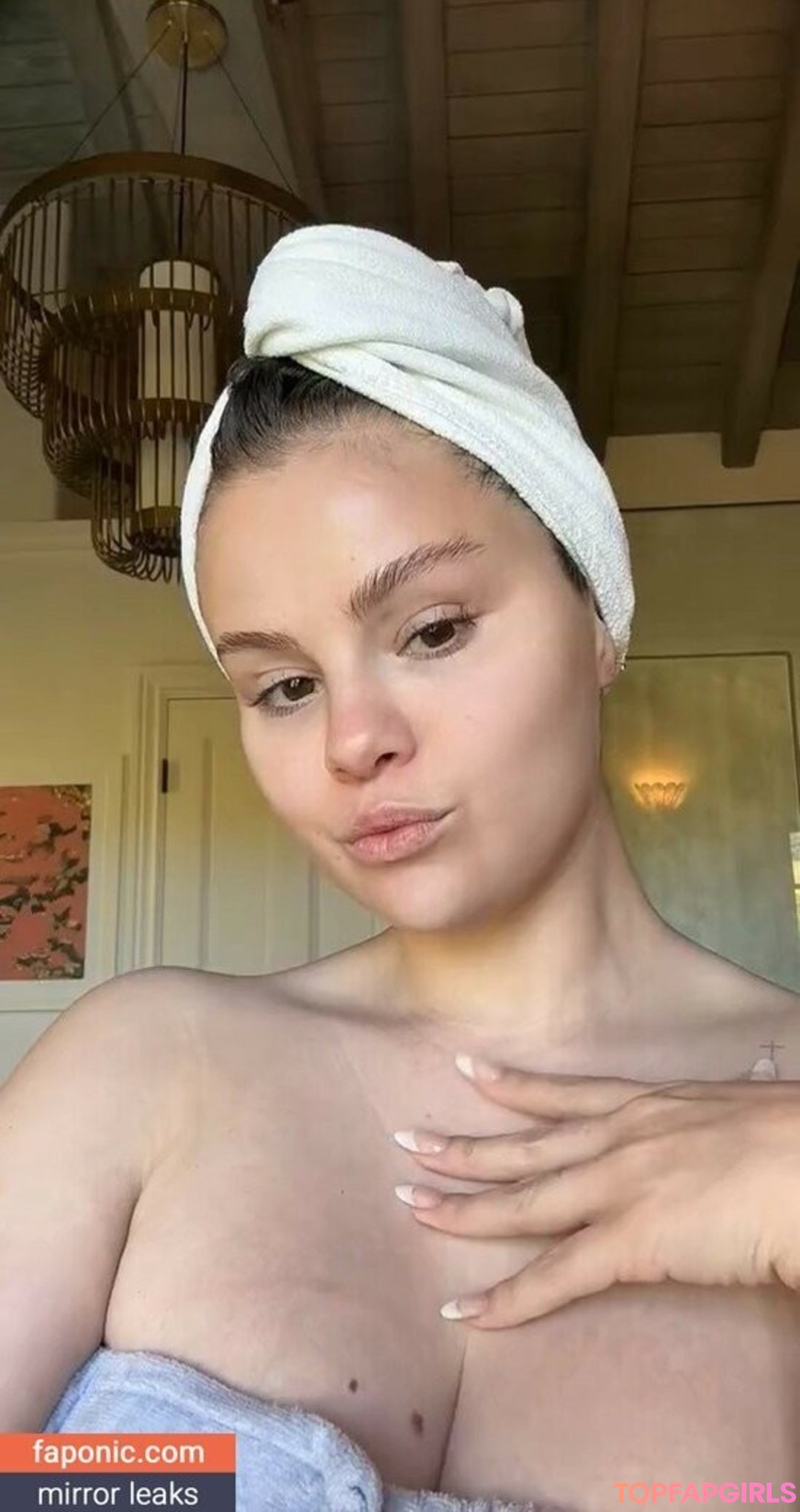 Nacktes geleaktes OnlyFans-Foto von Selena Gomez #1873