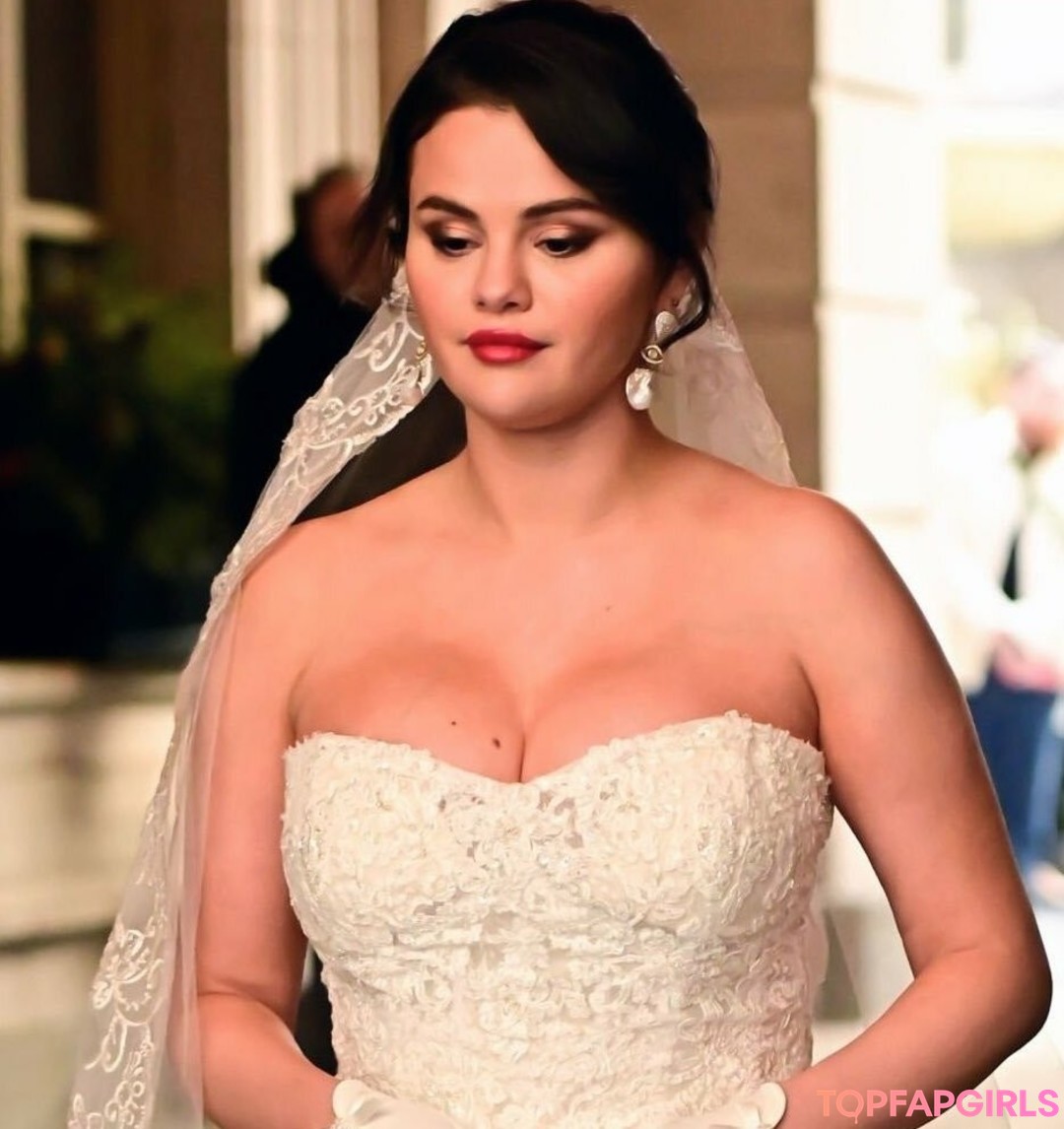 Nacktes geleaktes OnlyFans-Foto von Selena Gomez #1909