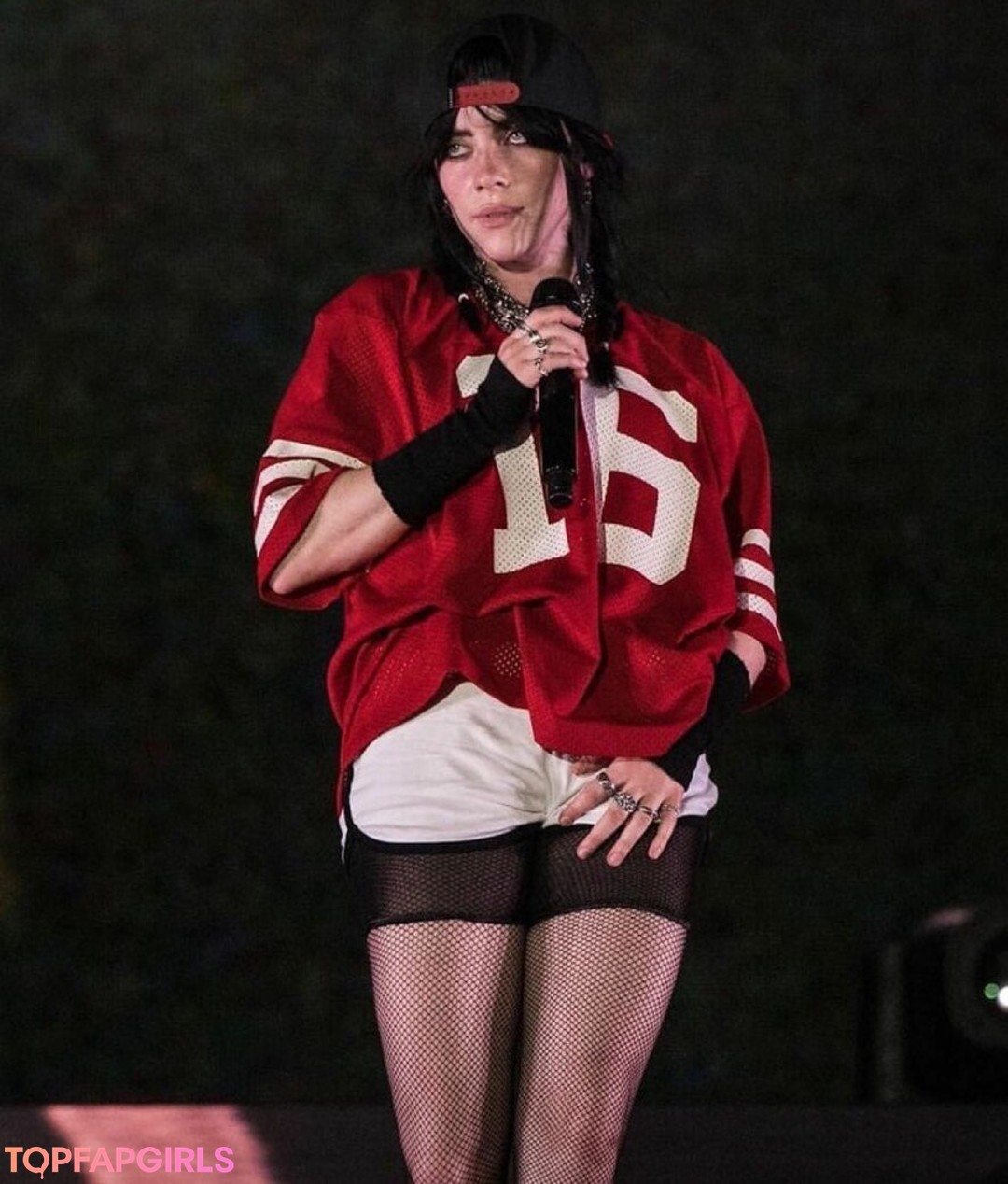 Nacktes geleaktes OnlyFans-Foto von Billie Eilish #1038