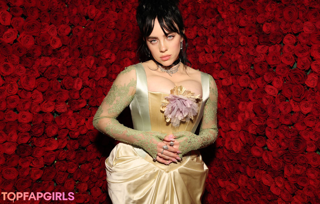 Nacktes geleaktes OnlyFans-Foto von Billie Eilish #1051