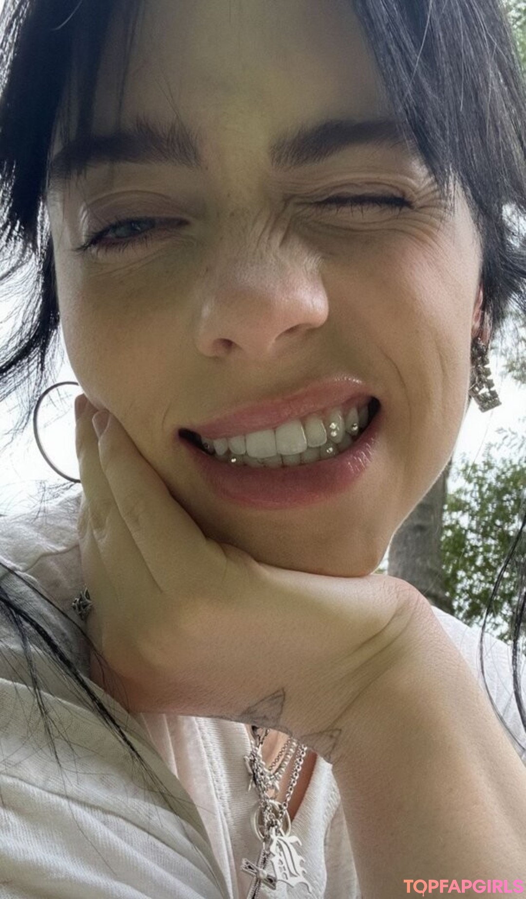 Nacktes geleaktes OnlyFans-Foto von Billie Eilish #1206