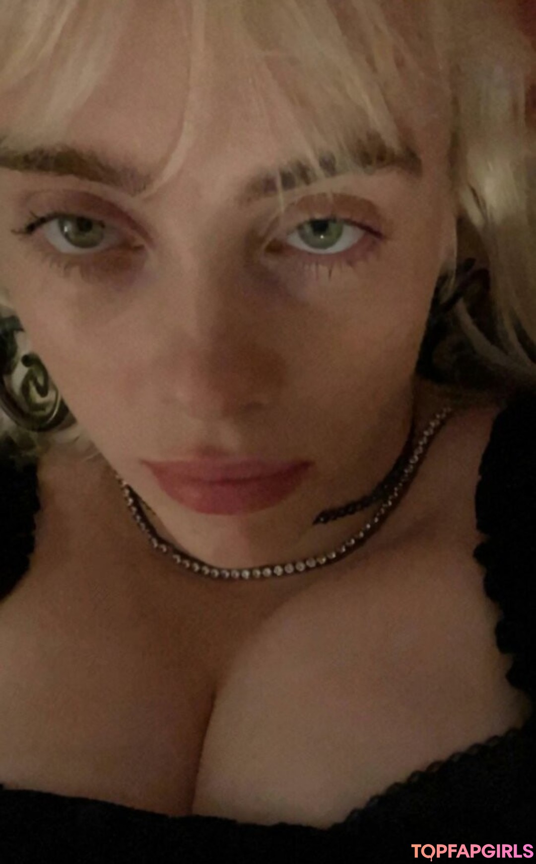 Nacktes geleaktes OnlyFans-Foto von Billie Eilish #1393