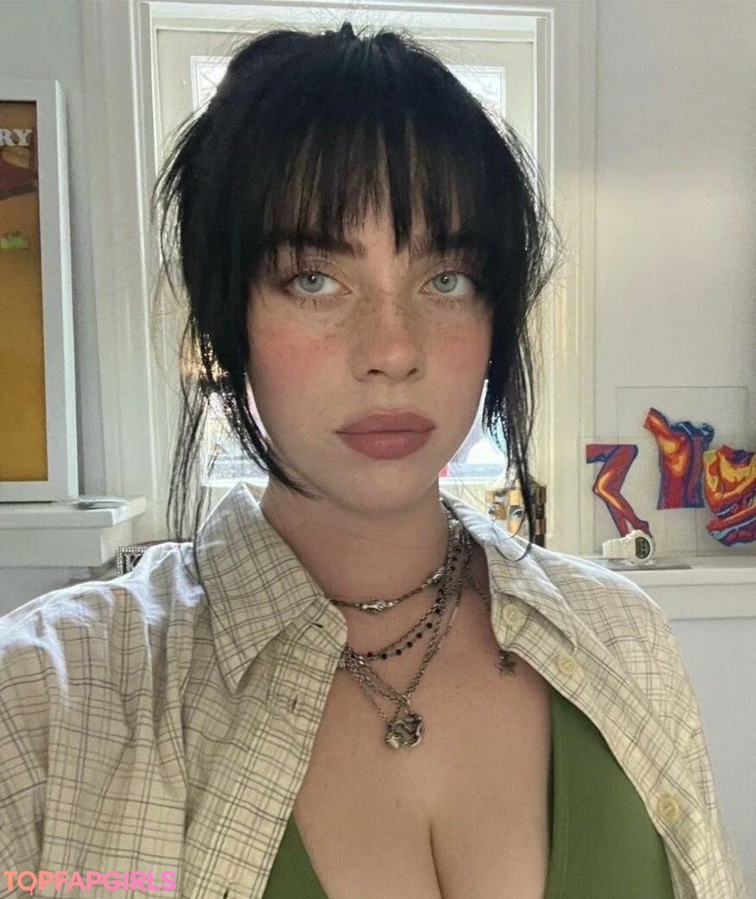 Nacktes geleaktes OnlyFans-Foto von Billie Eilish #1443