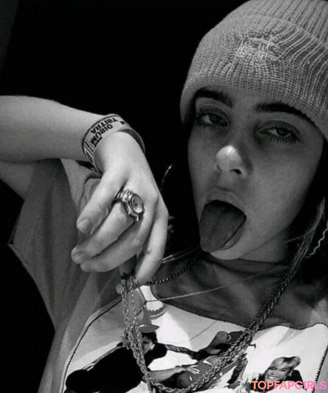 Nacktes geleaktes OnlyFans-Foto von Billie Eilish #1449
