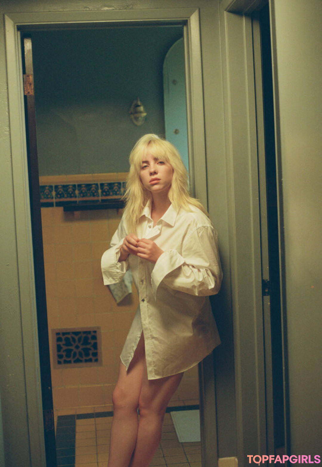 Nacktes geleaktes OnlyFans-Foto von Billie Eilish #1507