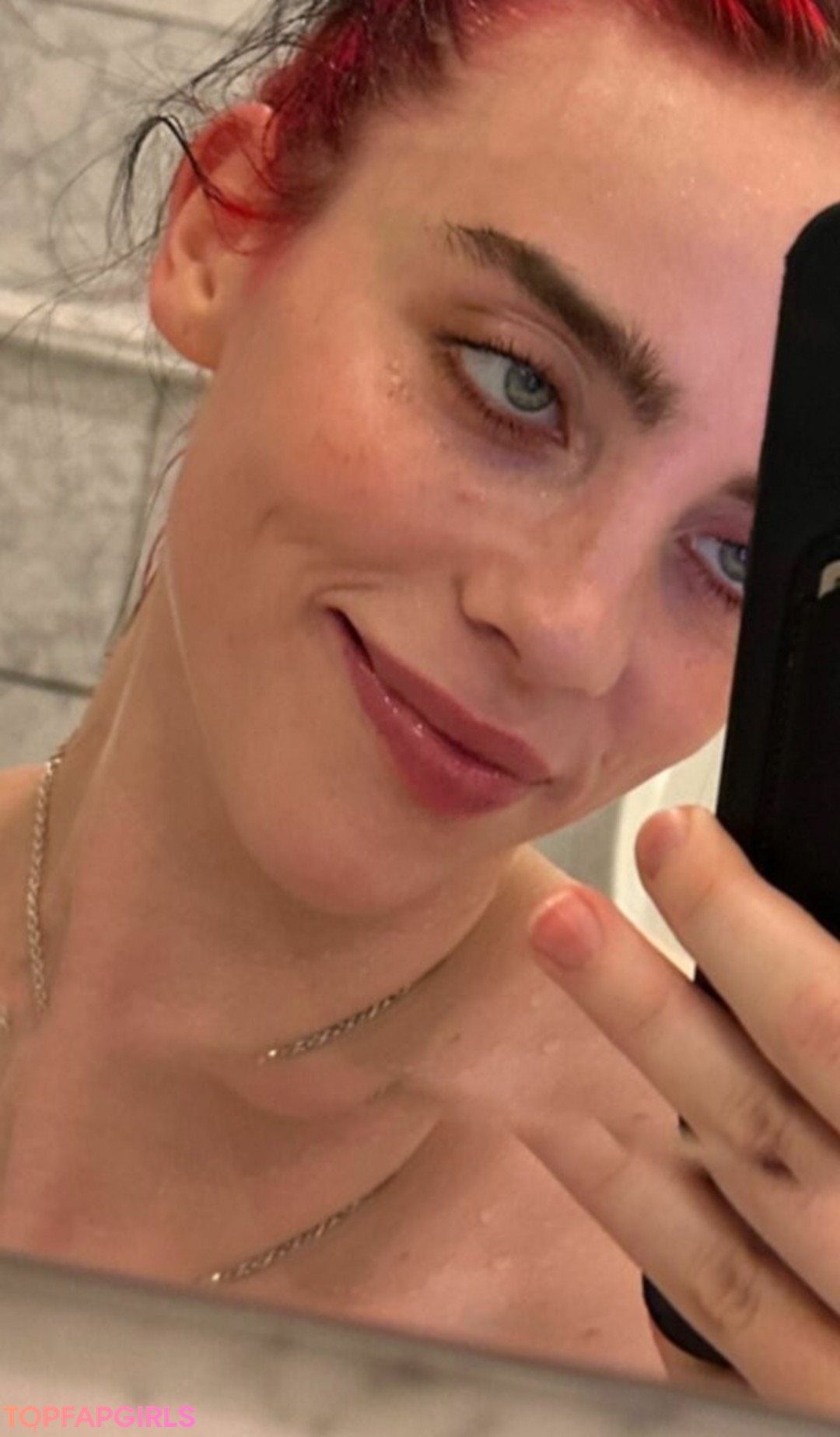 Nacktes geleaktes OnlyFans-Foto von Billie Eilish #1593